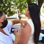 Realizan SSPT e ISSSTE campaña de vacunación contra el sarampión