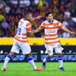 CORRECAMINOS  LE PEGA 3-1 A LEONES NEGROS